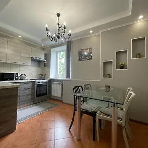 Франция Рядом 12 Алматы